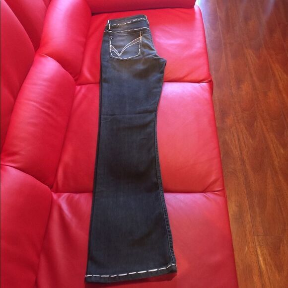 Cache Jeans - Picture 6 of 7